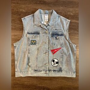 WALT DISNEY WORLD WDW VAULT COLLECTION 50‎ RETRO JEAN/DENIM VEST ADULT XL B24